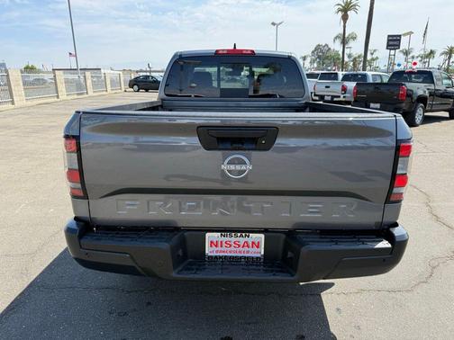 2025 Nissan Frontier S
