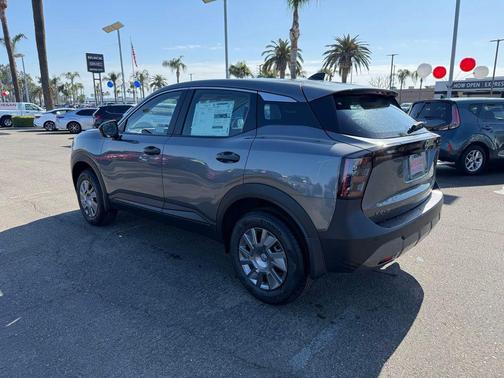 Gun Metallic 2026 Nissan Kicks S