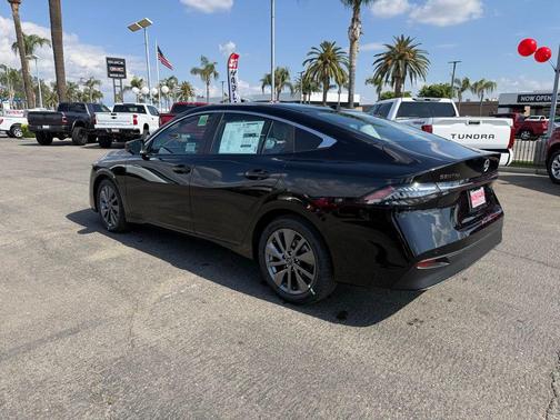 Super Black 2026 Nissan Sentra SL