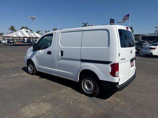 2021 Nissan NV200 S