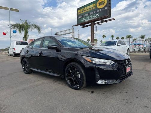 2025 Nissan Sentra SR