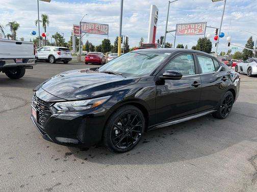 2025 Nissan Sentra SR