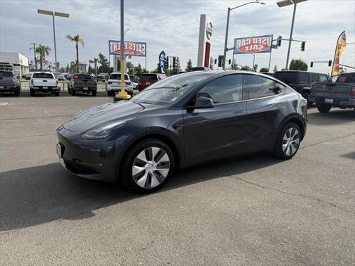 2024 Tesla Model Y Long Range Dual Motor All-Wheel Drive