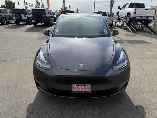2024 Tesla Model Y Long Range Dual Motor All-Wheel Drive