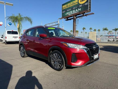 2023 Nissan Kicks SV