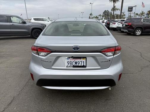 2022 Toyota Corolla Hybrid LE