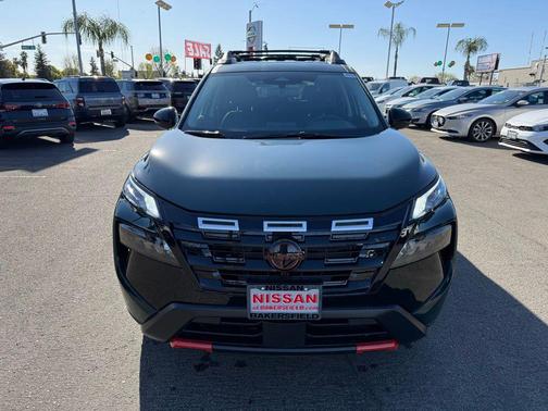 Obsidian 2026 Nissan Rogue Rock Creek