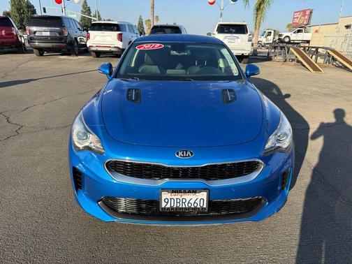 2019 Kia Stinger Base