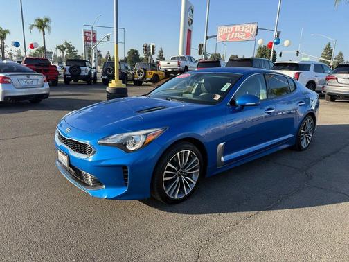 2019 Kia Stinger Base