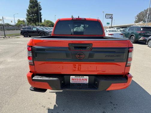 2025 Nissan Frontier PRO-4X