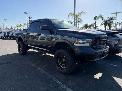 2018 RAM 1500 SLT