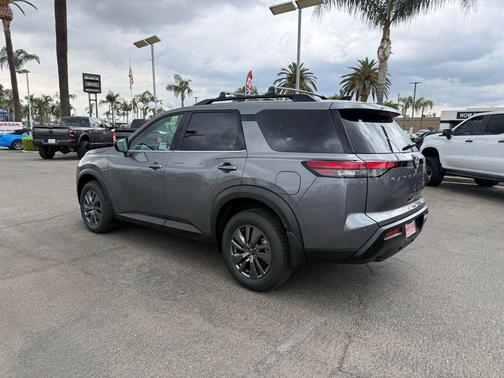 Gun Metallic 2026 Nissan Pathfinder SV