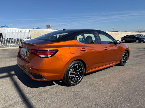 2025 Nissan Sentra SR
