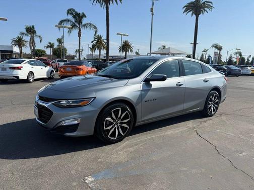 2025 Chevrolet Malibu FWD RS
