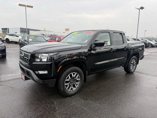 2023 Nissan Frontier SV