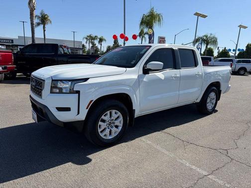Glacier White 2022 Nissan Frontier SV
