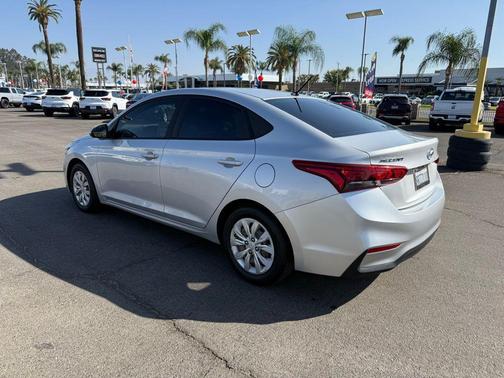 2020 Hyundai Accent SE