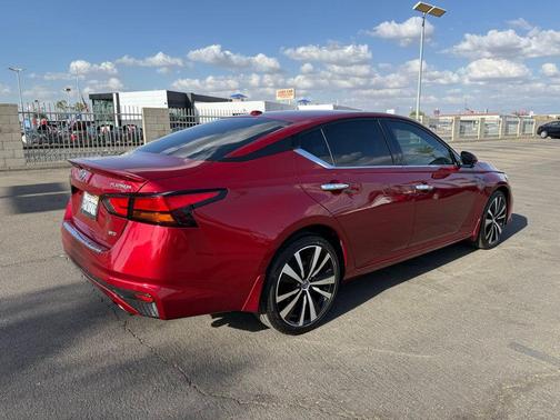 2021 Nissan Altima Platinum Intelligent AWD