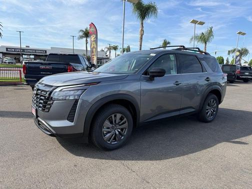 Gun Metallic 2026 Nissan Pathfinder SV