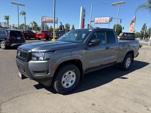 2025 Nissan Frontier S