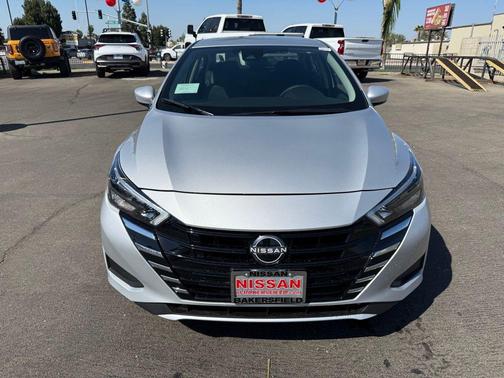 2025 Nissan Versa 1.6 SV