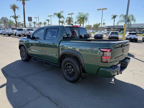 2023 Nissan Frontier PRO-X