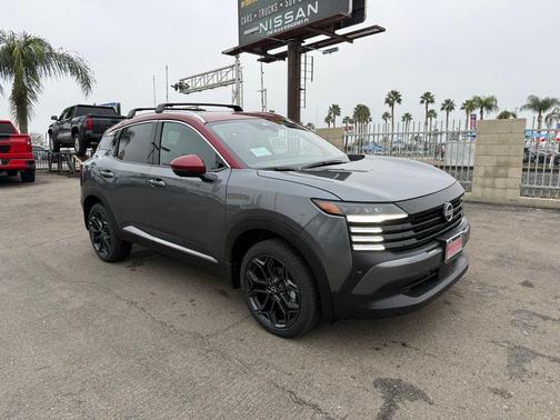 2026 Nissan Kicks SR