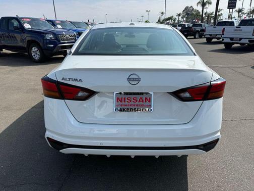 2025 Nissan Altima S FWD