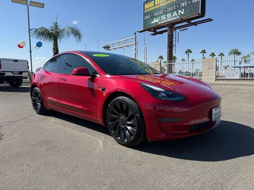 2023 Tesla Model 3 Performance