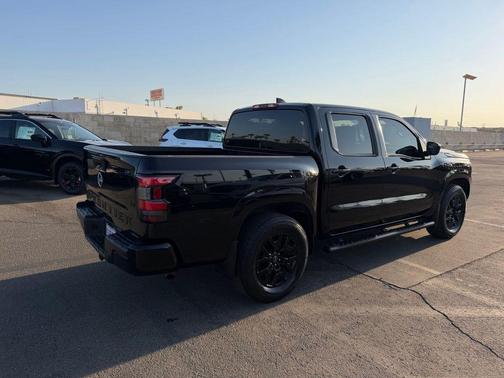 Super Black 2023 Nissan Frontier SV