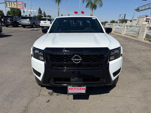Glacier White 2026 Nissan Frontier SV