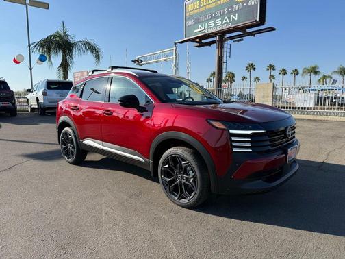 2026 Nissan Kicks SR