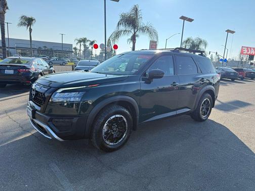 2024 Nissan Pathfinder Rock Creek 4WD