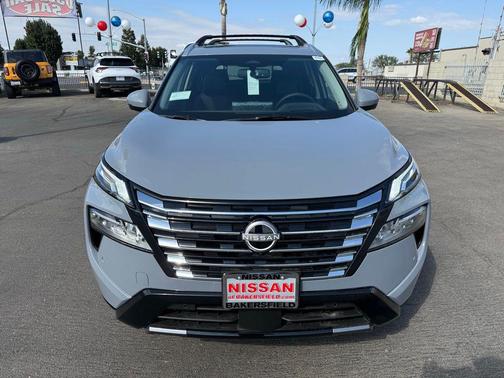 2025 Nissan Rogue Platinum