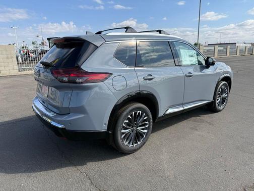 2025 Nissan Rogue Platinum