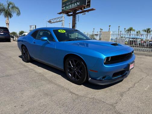 Blue Pearl 2023 Dodge Challenger GT