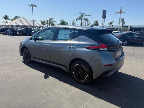 2025 Nissan Leaf SV PLUS
