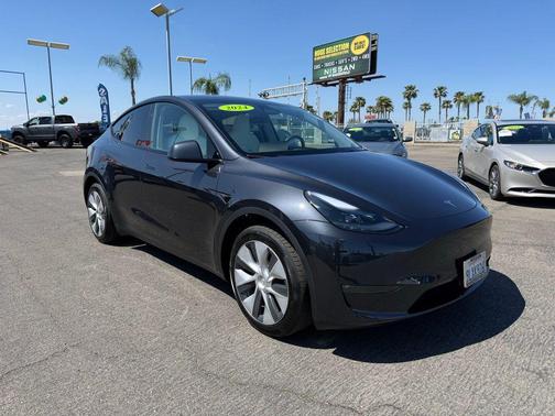 Stealth Gray 2024 Tesla Model Y Long Range Dual Motor All-Wheel Drive
