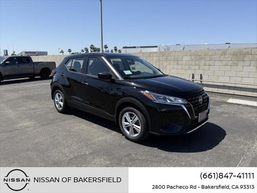 2025 Nissan Kicks S