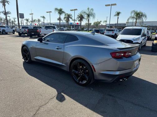 2021 Chevrolet Camaro RWD Coupe LT1