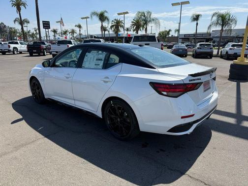 2025 Nissan Sentra SR