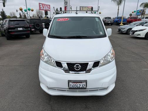 2017 Nissan NV200 SV