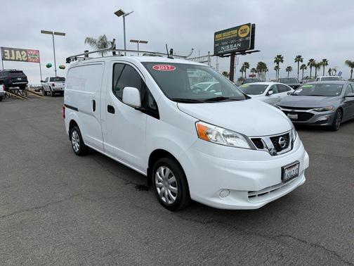 2017 Nissan NV200 SV