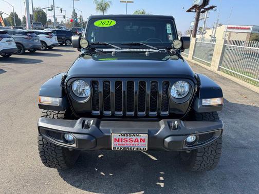 2021 Jeep Gladiator Sport
