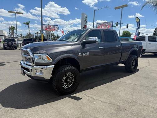 2018 RAM 2500 Laramie Crew Cab 4x4 6'4' Box
