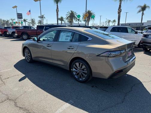 Imperial Bronze 2026 Nissan Sentra SL