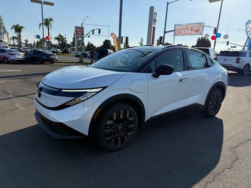 2026 Nissan Leaf PLATINUM+