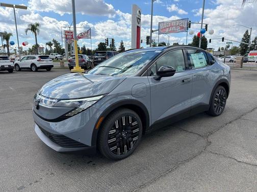 2026 Nissan Leaf PLATINUM+