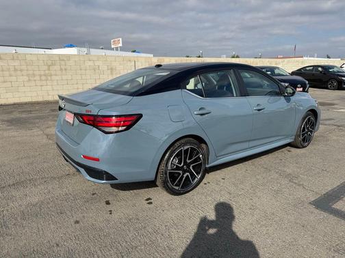 2025 Nissan Sentra SR