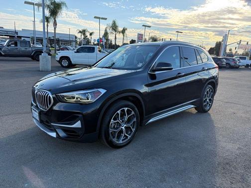 2022 BMW X1 sDrive28i